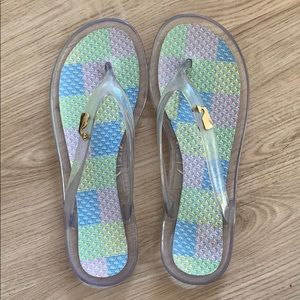 Vineyard Vines Flip Flops